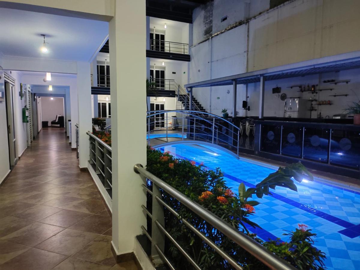 Confort Plaza Hotel Вільявісенсіо Екстер'єр фото